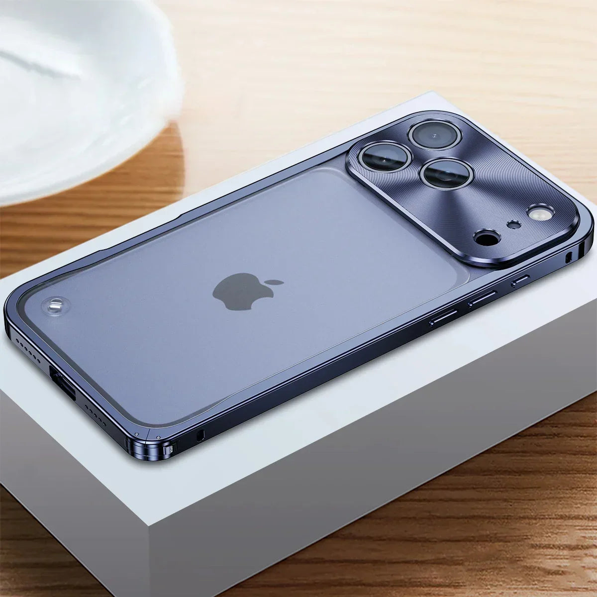 iPhone-hoesje met metaallook